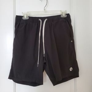 Vuori Kore shorts men's medium